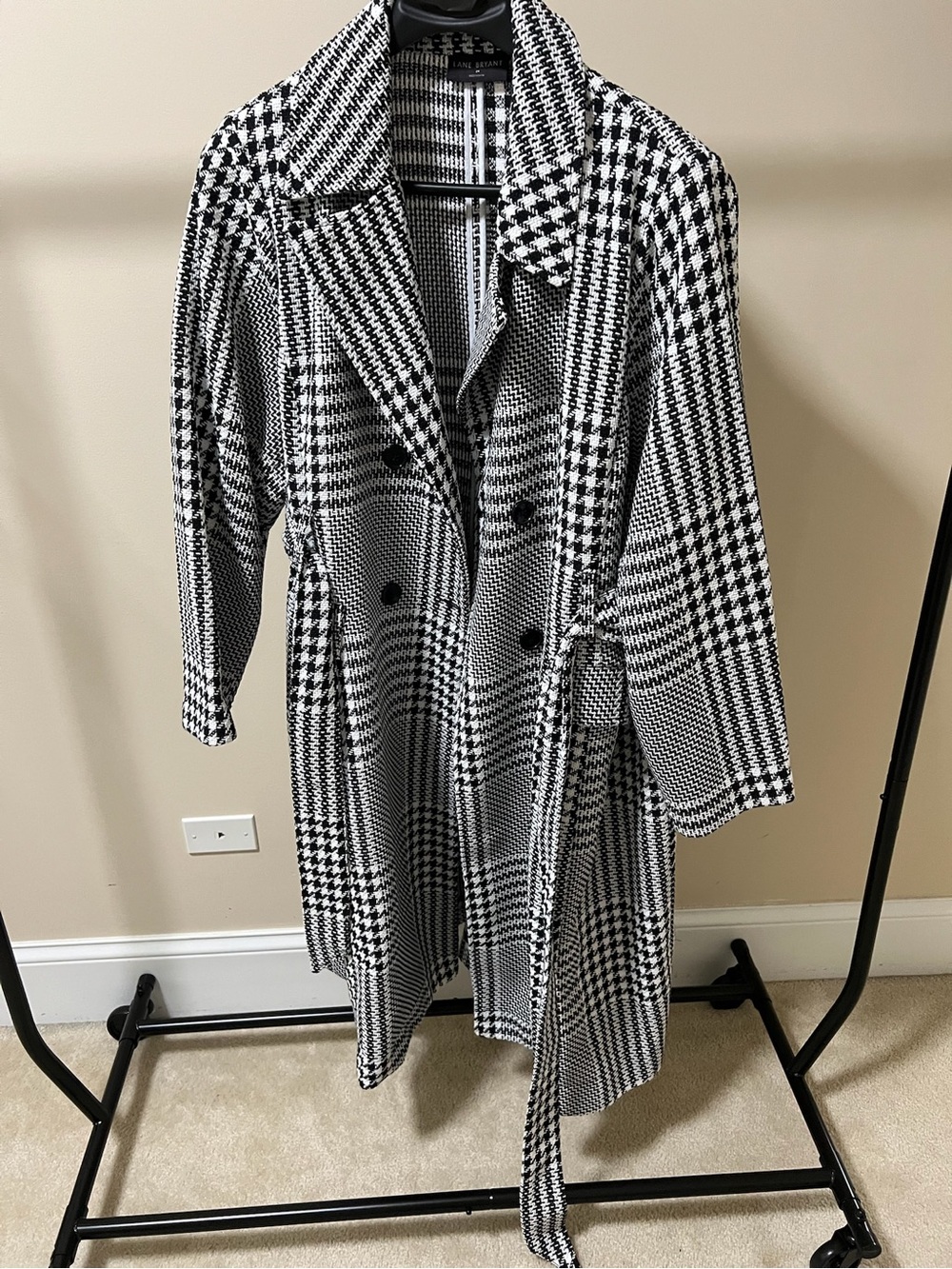 New with tags! Lane Bryant Black & White Houndstooth Trench Coat